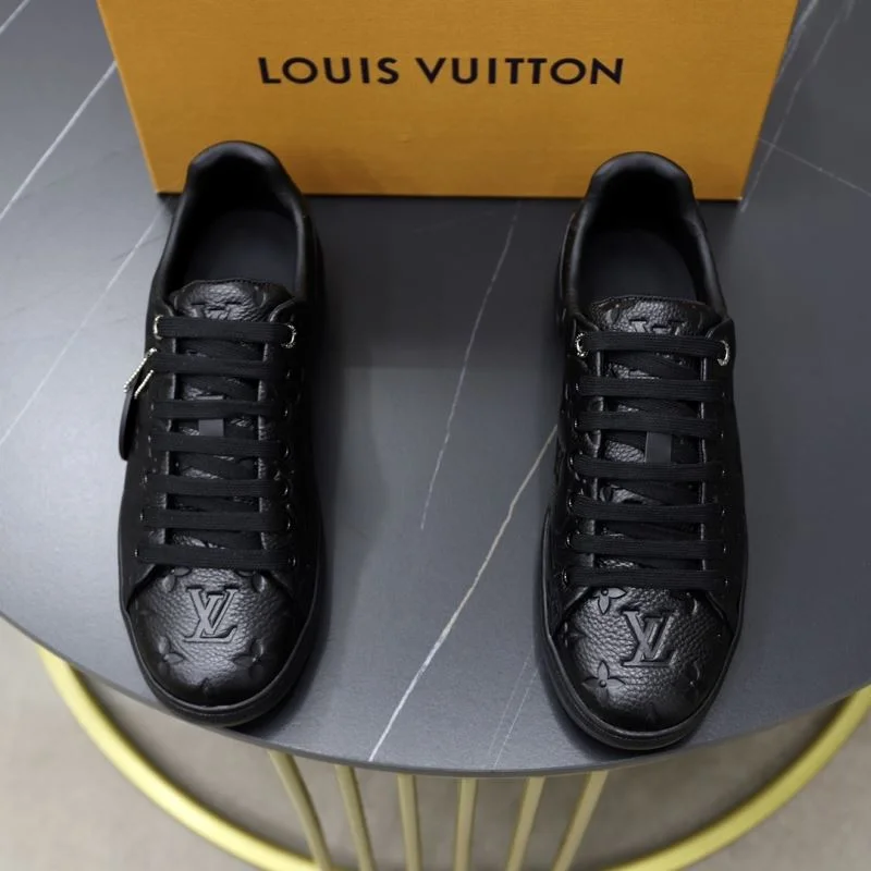 Louis Vuitton Low Shoes Functional 32926
