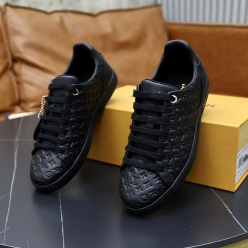 Louis Vuitton Low Shoes WeatherProof 32939