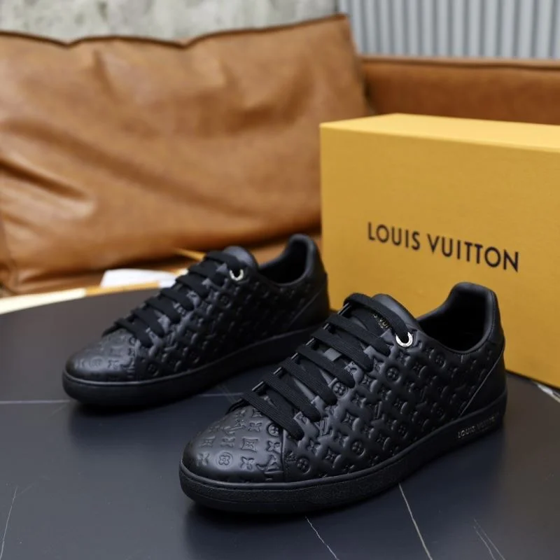 Louis Vuitton Low Shoes WeatherProof 32939