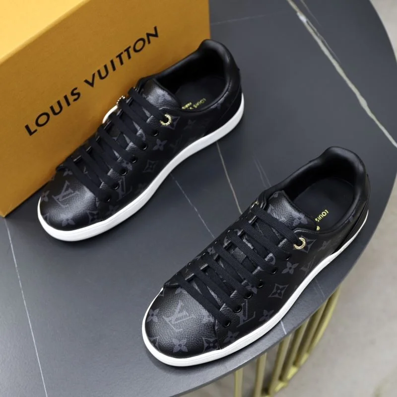 Louis Vuitton Low Shoes Soft 32933