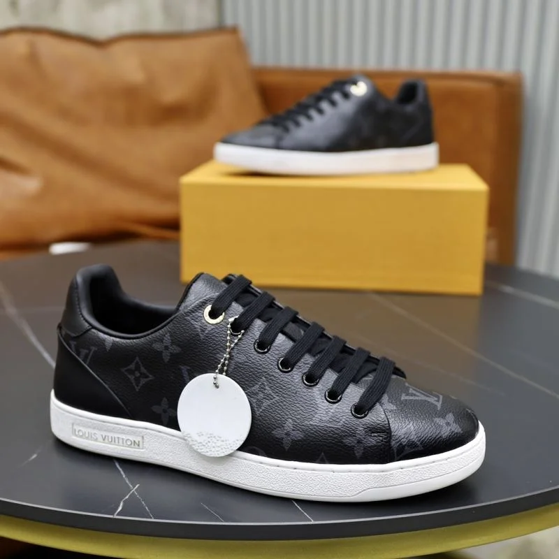 Louis Vuitton Low Shoes Soft 32933