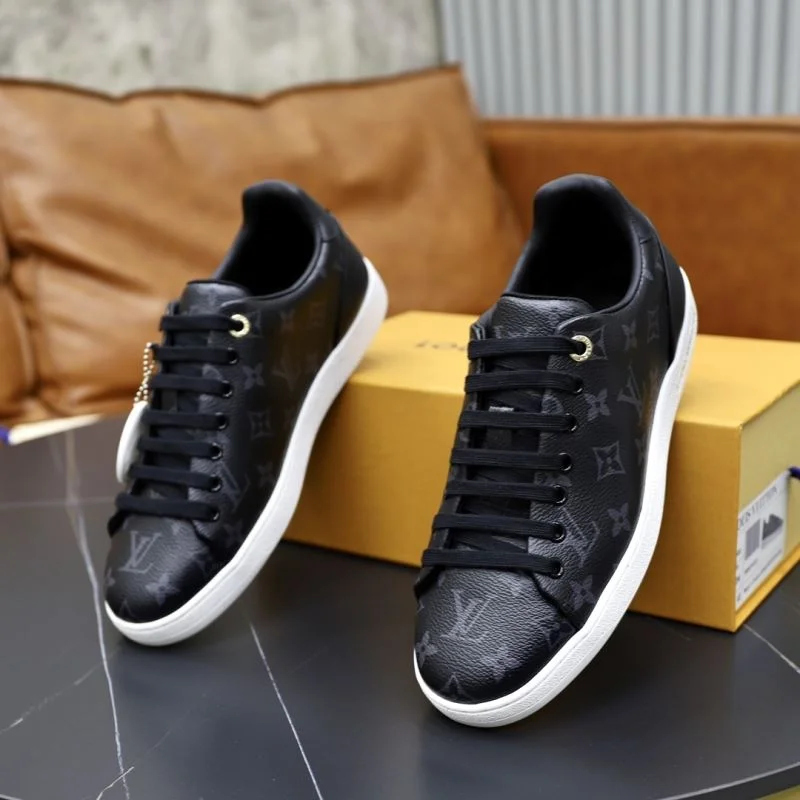 Louis Vuitton Low Shoes Soft 32933