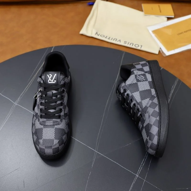 Flexible Louis Vuitton Low Shoes 32937