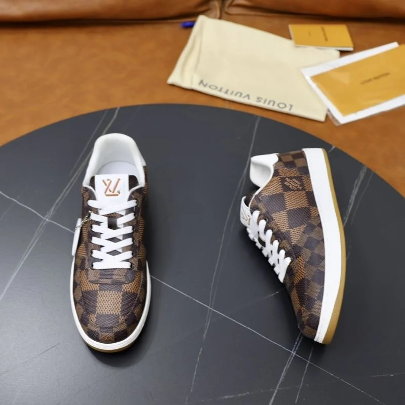 Casual Louis Vuitton Low Shoes 32938