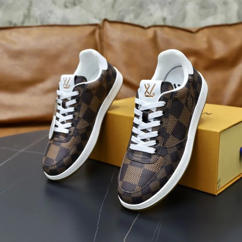 Casual Louis Vuitton Low Shoes 32938