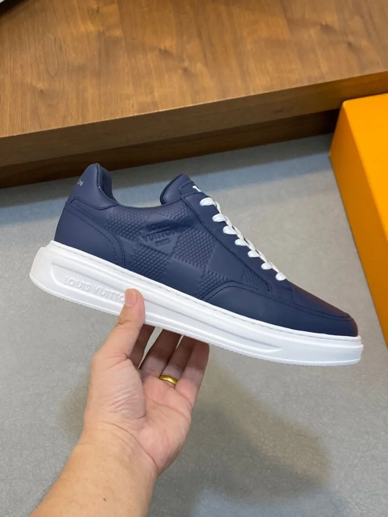 FashionForward Louis Vuitton Low Shoes 32940