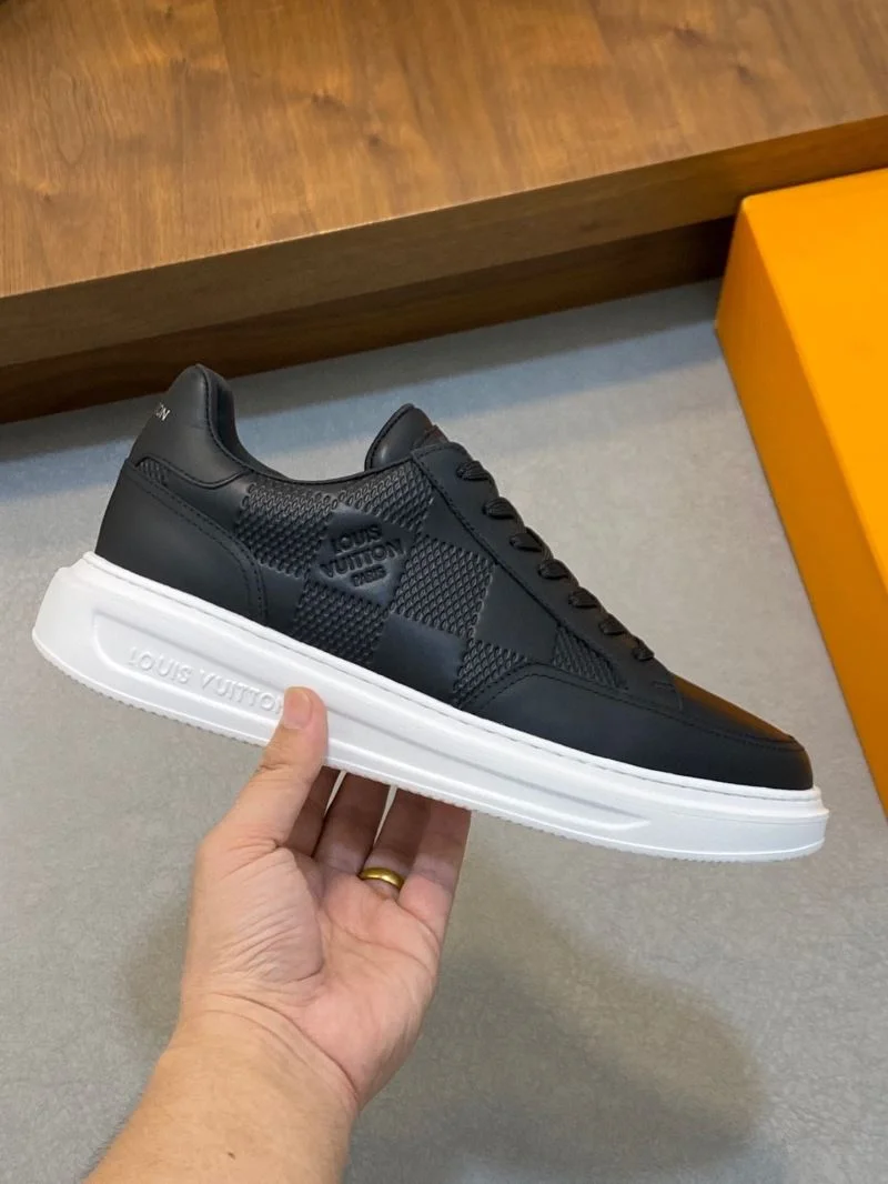 AllSeason Louis Vuitton Low Shoes 32917
