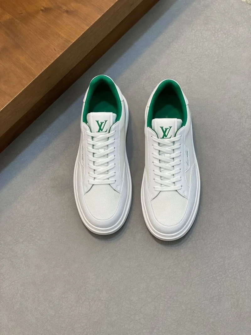 Louis Vuitton Low Shoes WaterResistant 32928