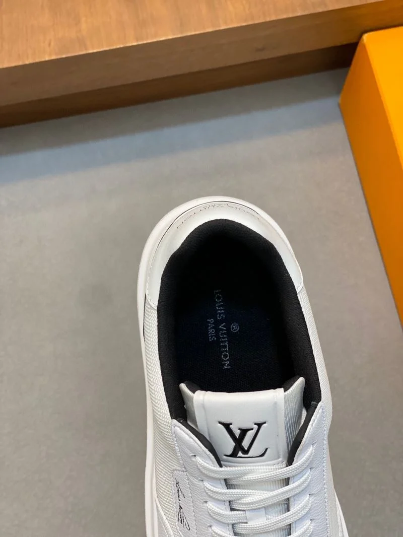 Louis Vuitton Low Shoes EasyCare 32935