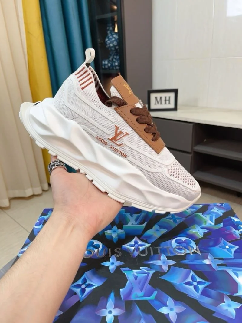 Louis Vuitton Low Shoes Seasonal 32909