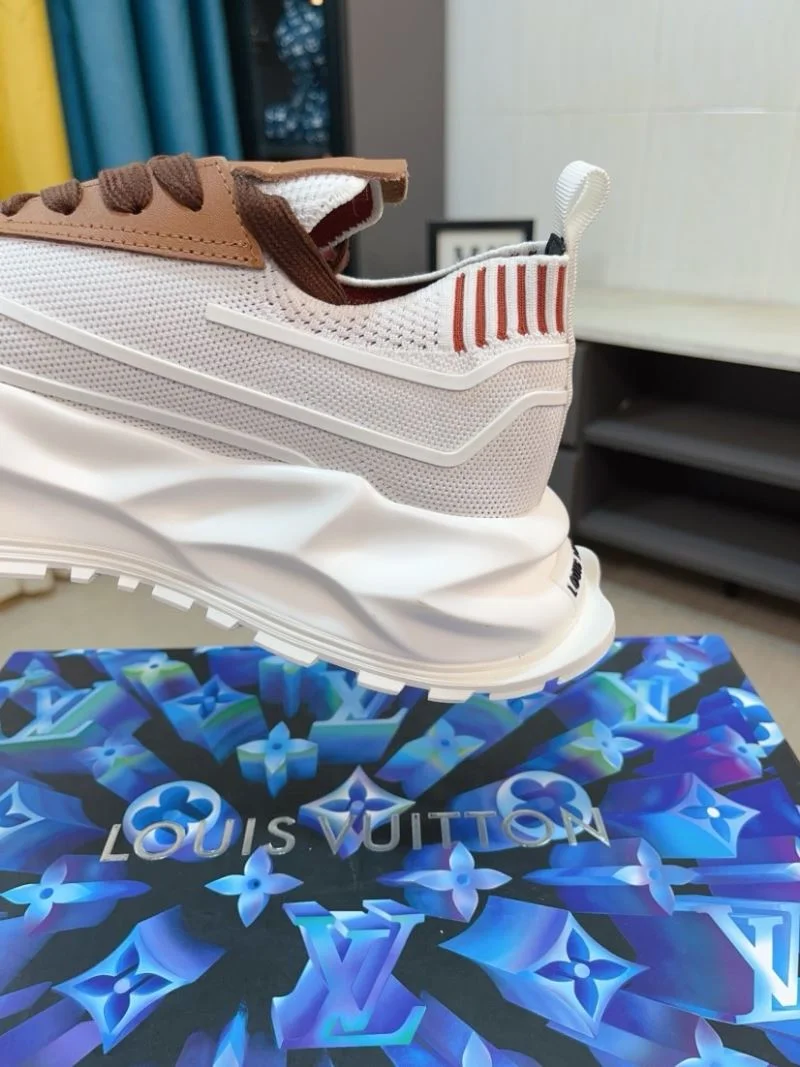 Louis Vuitton Low Shoes Seasonal 32909