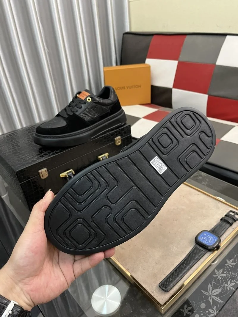 Packable Louis Vuitton Low Shoes 32925