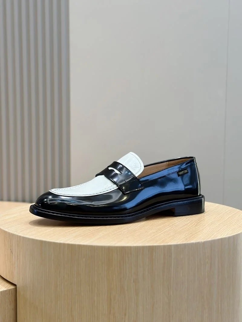 Louis Vuitton Low Shoes SoftTouch 32906