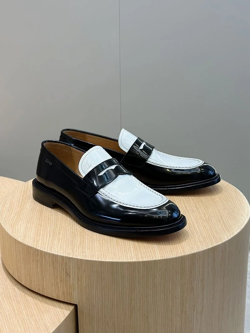 Louis Vuitton Low Shoes SoftTouch 32906