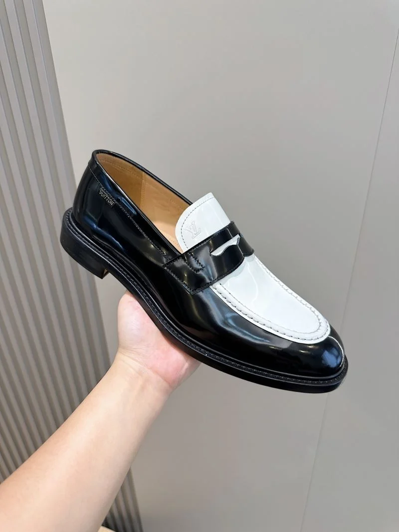Louis Vuitton Low Shoes SoftTouch 32906