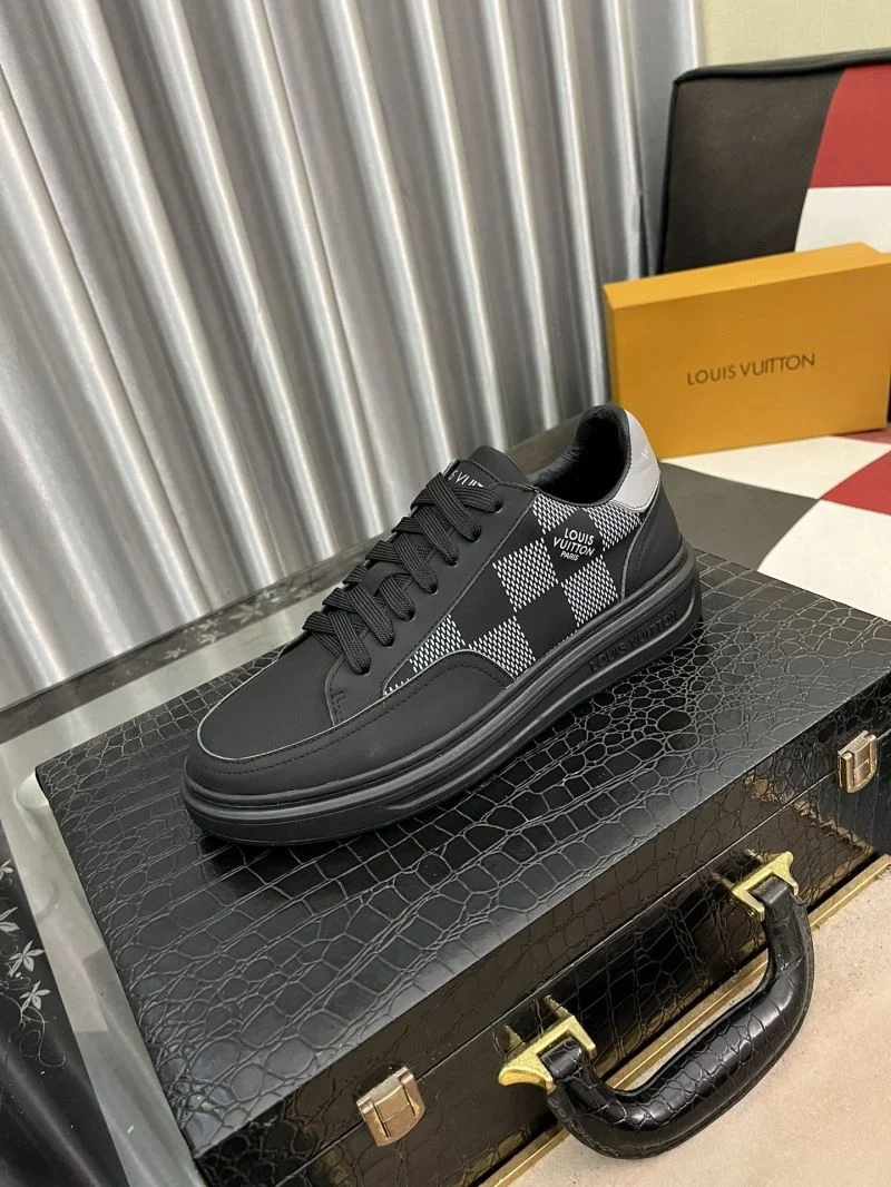 Louis Vuitton Low Shoes Cozy 32905