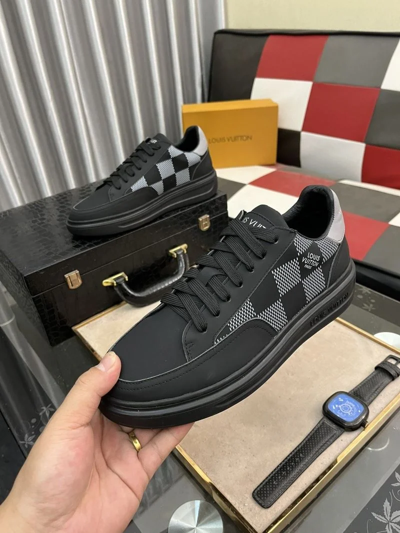 Louis Vuitton Low Shoes Cozy 32905