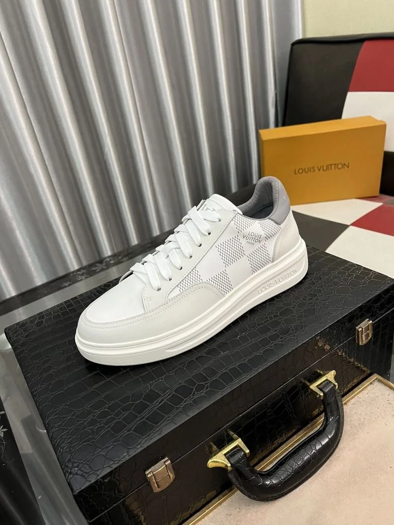 Colorful Louis Vuitton Low Shoes 32904