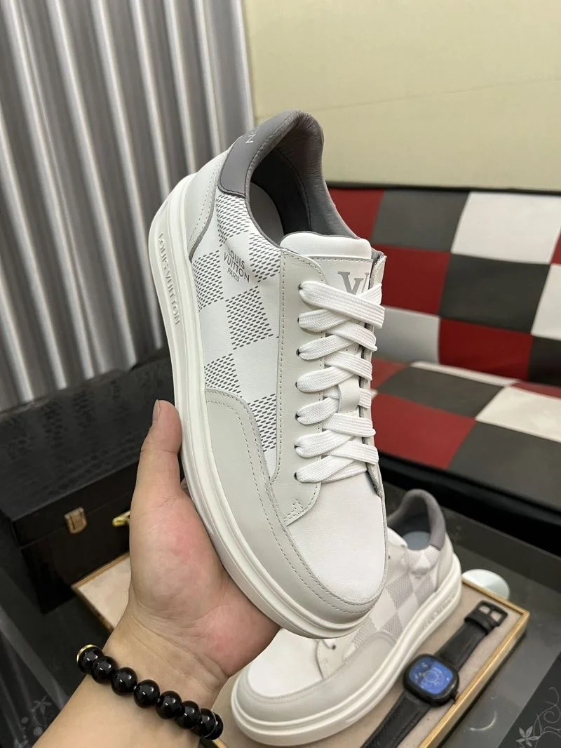 Colorful Louis Vuitton Low Shoes 32904
