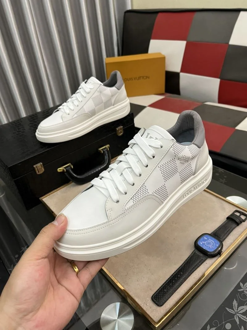 Colorful Louis Vuitton Low Shoes 32904