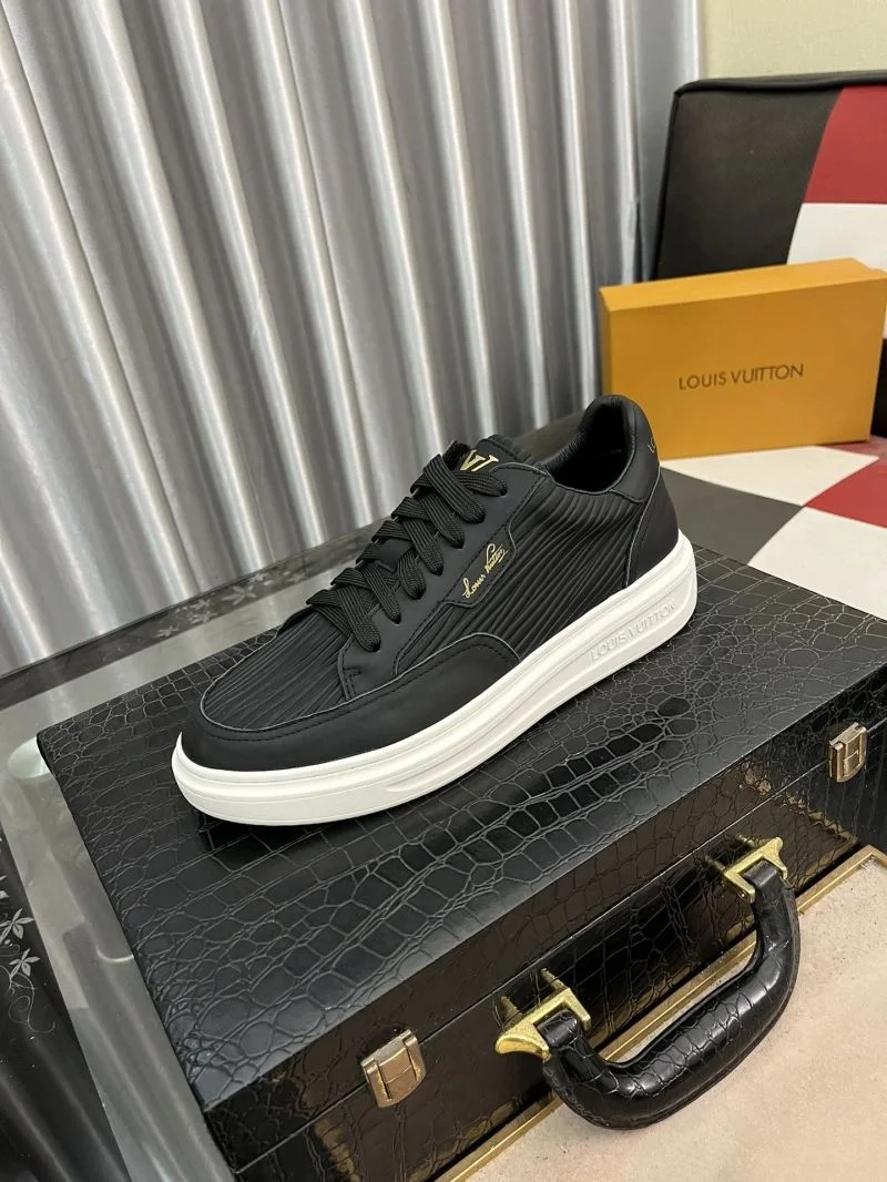 TopPick Louis Vuitton Low Shoes 32903