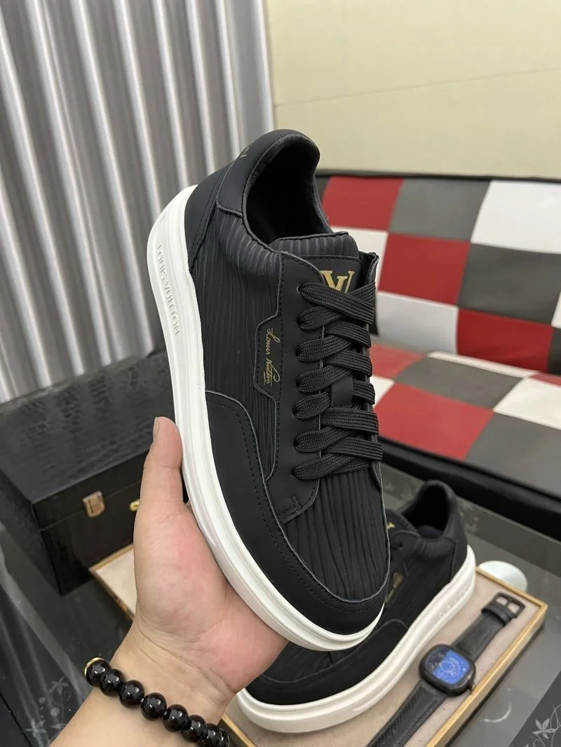TopPick Louis Vuitton Low Shoes 32903