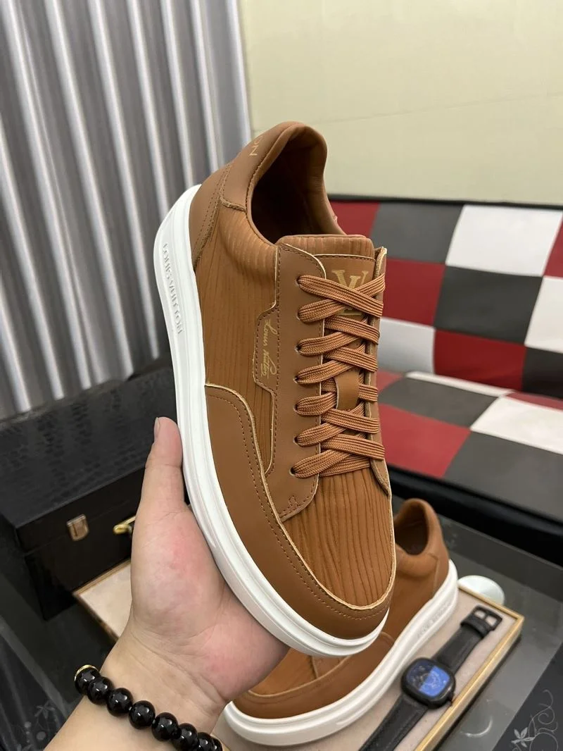 SoftTouch Louis Vuitton Low Shoes 32882