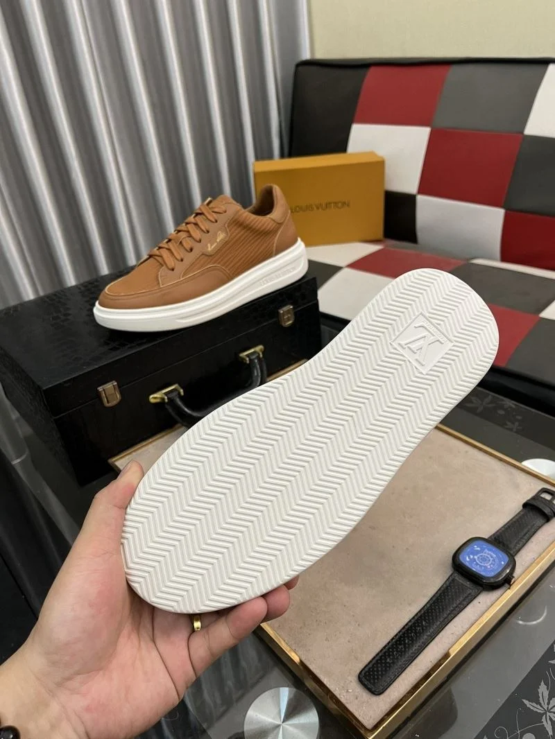 SoftTouch Louis Vuitton Low Shoes 32882