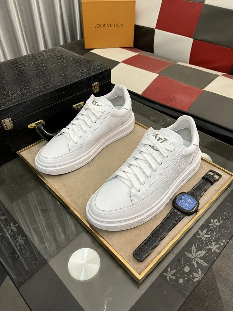 Louis Vuitton Low Shoes WeatherProof 32888