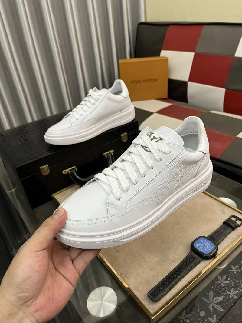 Louis Vuitton Low Shoes WeatherProof 32888
