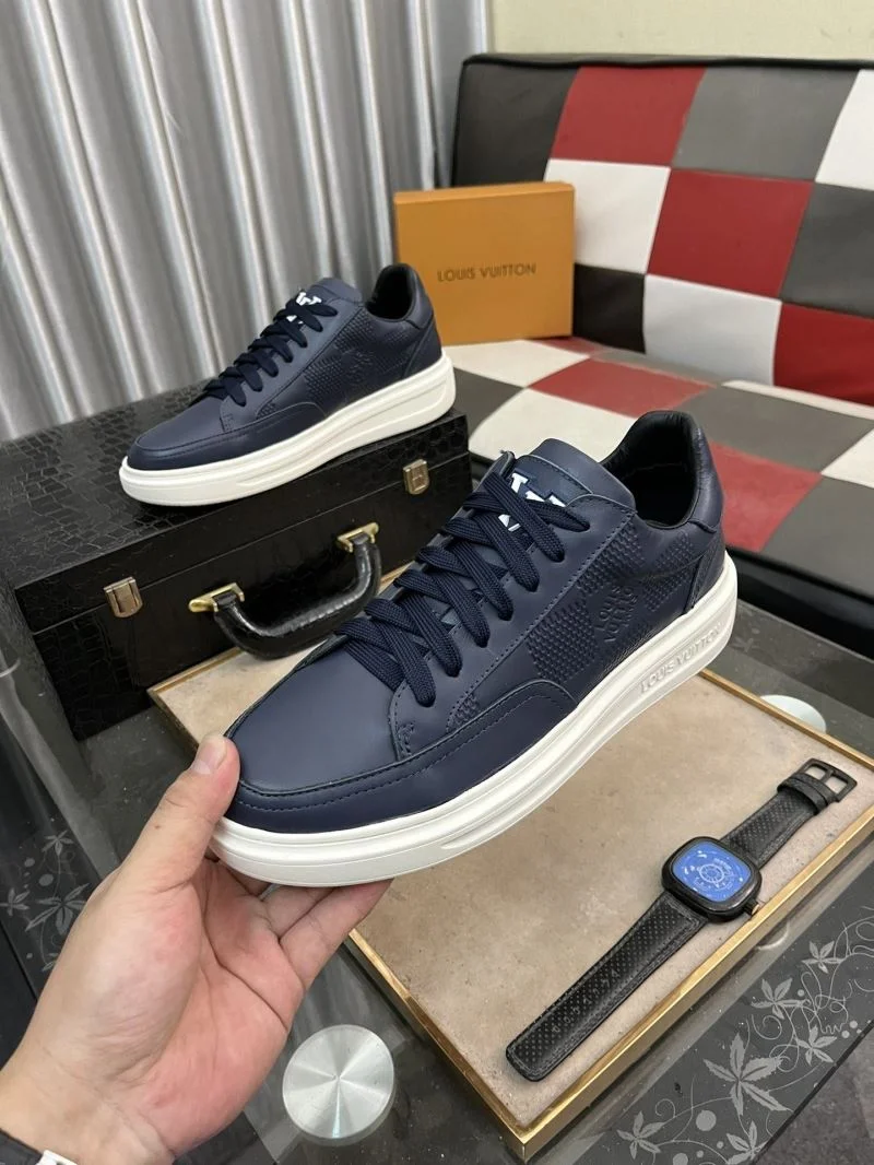 Seasonal Louis Vuitton Low Shoes 32881