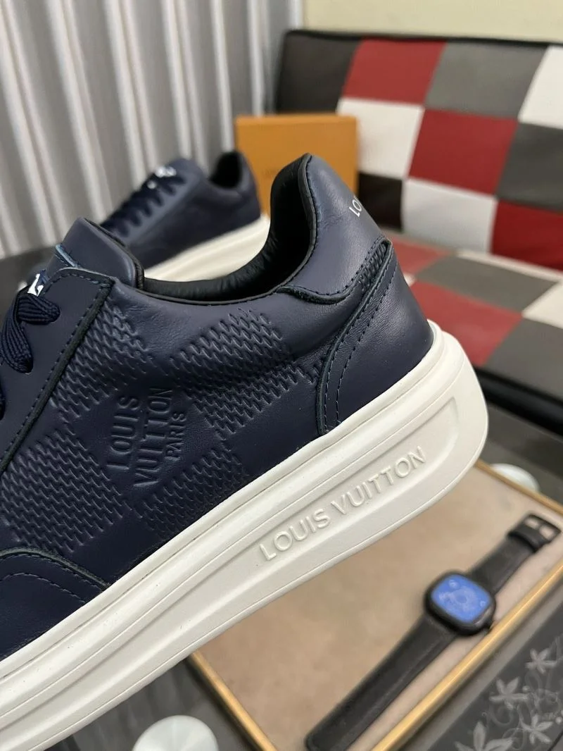 Seasonal Louis Vuitton Low Shoes 32881