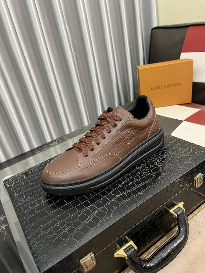 Sustainable Louis Vuitton Low Shoes 32900