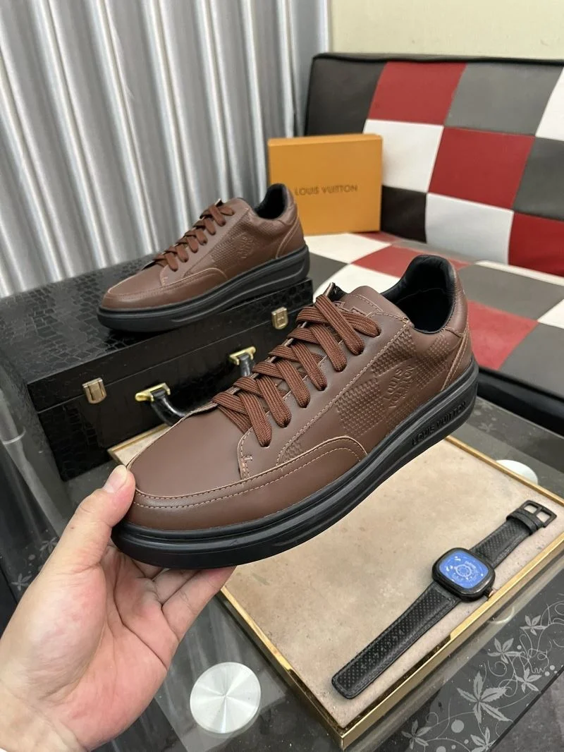Sustainable Louis Vuitton Low Shoes 32900