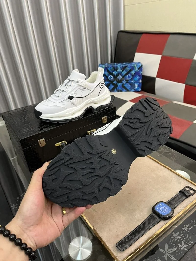 Louis Vuitton Low Shoes Attractive 32894