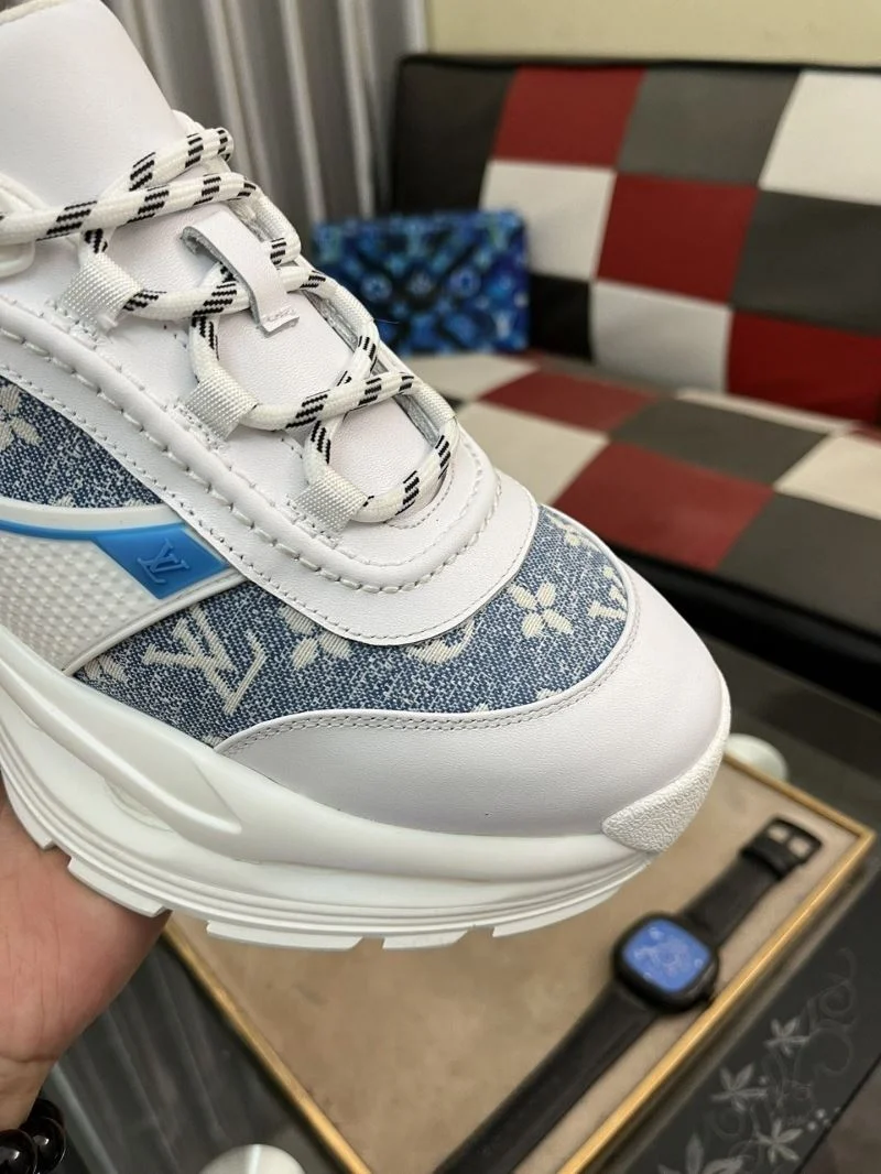 Louis Vuitton Low Shoes Sporty 32893
