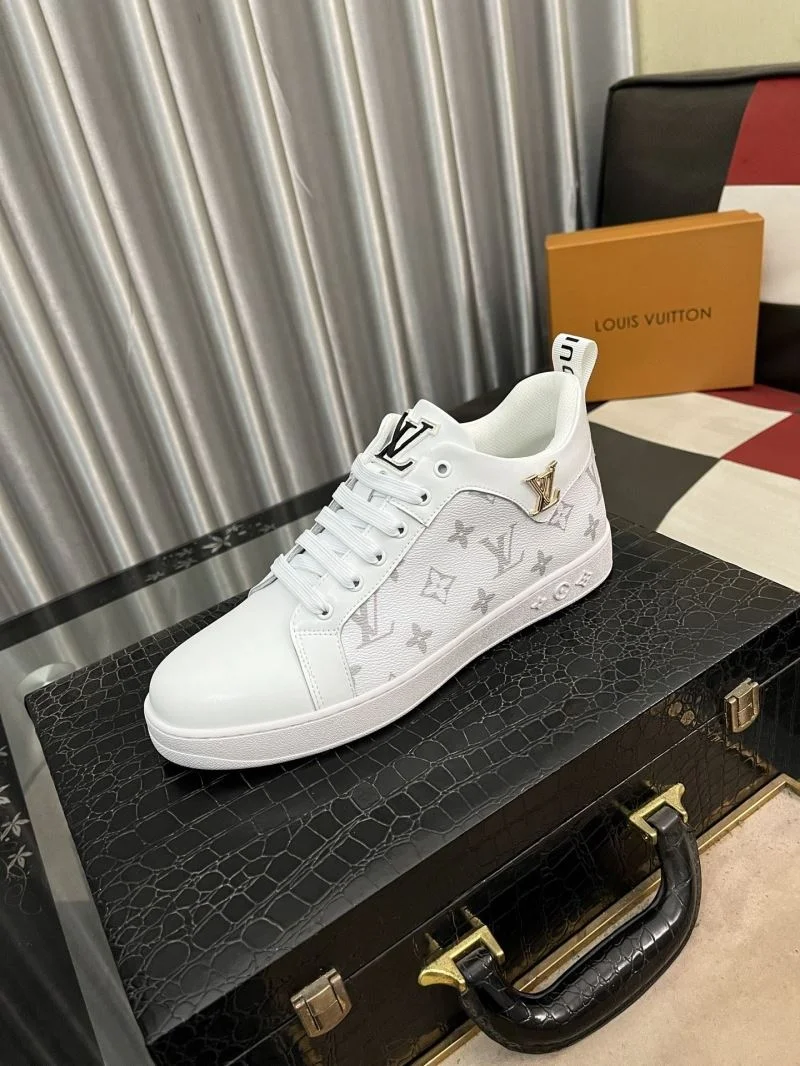Louis Vuitton Low Shoes SmoothTexture 32898