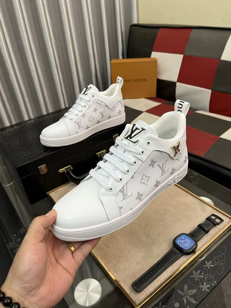 Louis Vuitton Low Shoes SmoothTexture 32898
