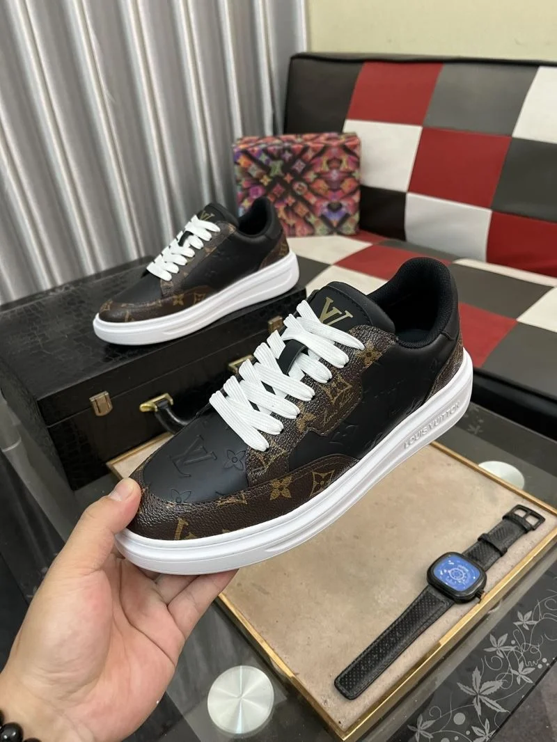 Trendsetting Louis Vuitton Low Shoes 32880