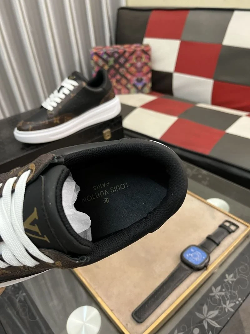 Trendsetting Louis Vuitton Low Shoes 32880