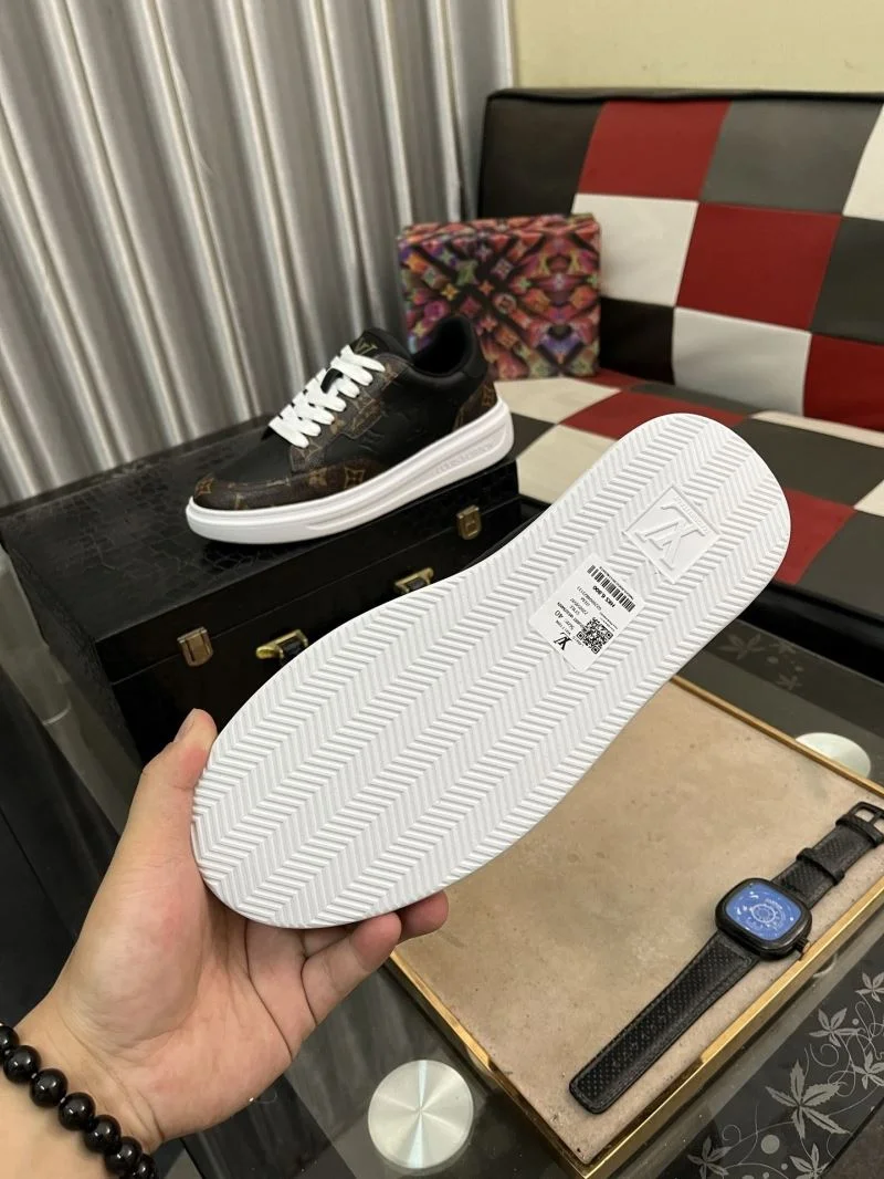 Trendsetting Louis Vuitton Low Shoes 32880