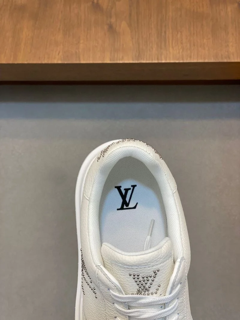Louis Vuitton Low Shoes Tailored 32874