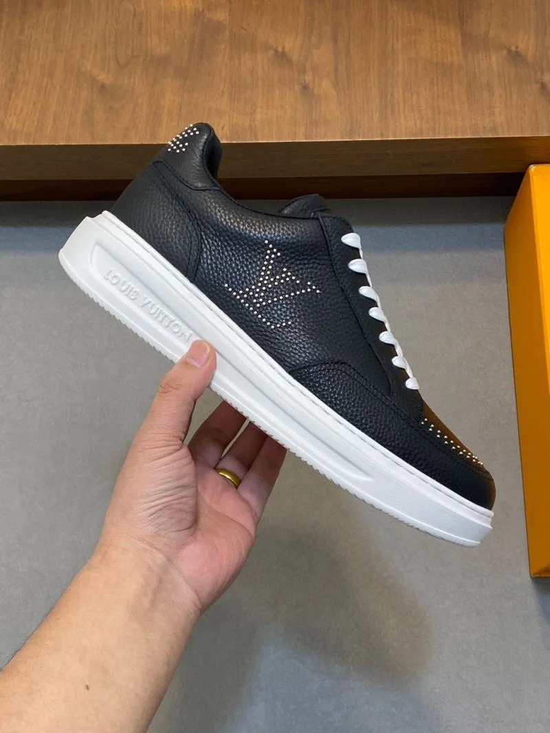 Louis Vuitton Low Shoes Supportive 32887