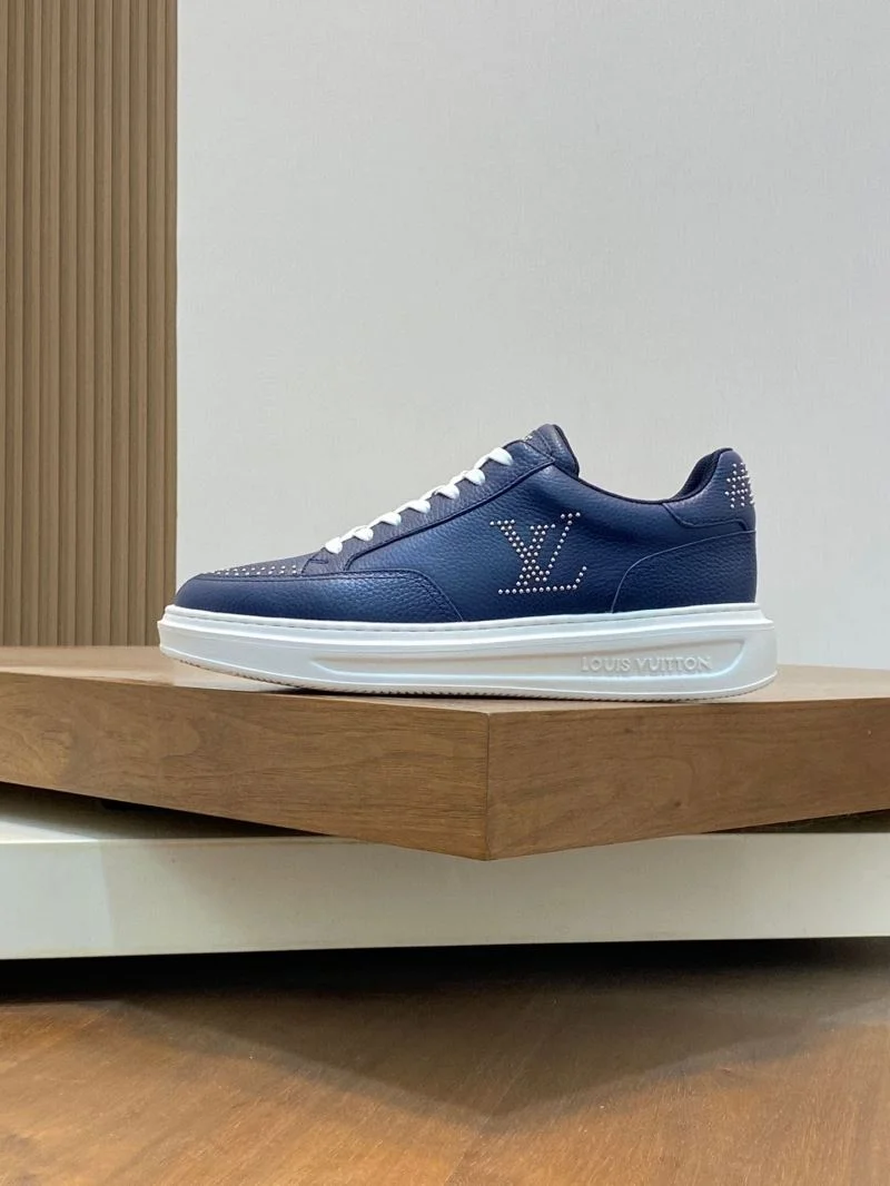 Stretchable Louis Vuitton Low Shoes 32899