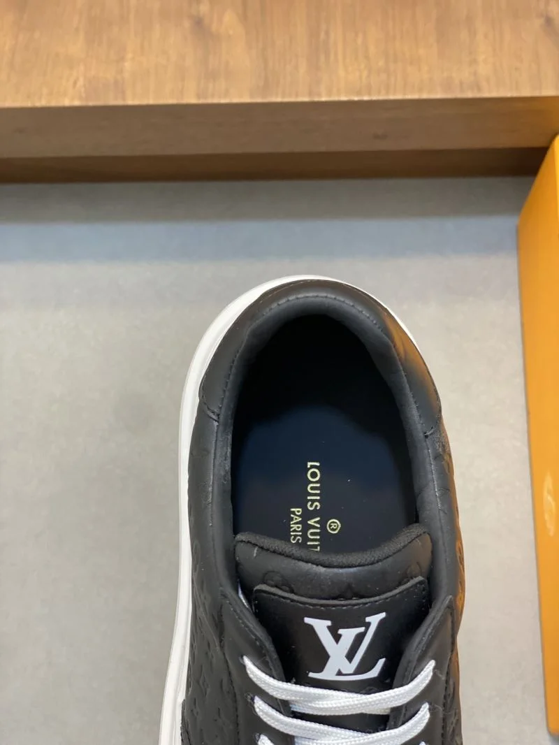 Louis Vuitton Low Shoes ModernLook 32889