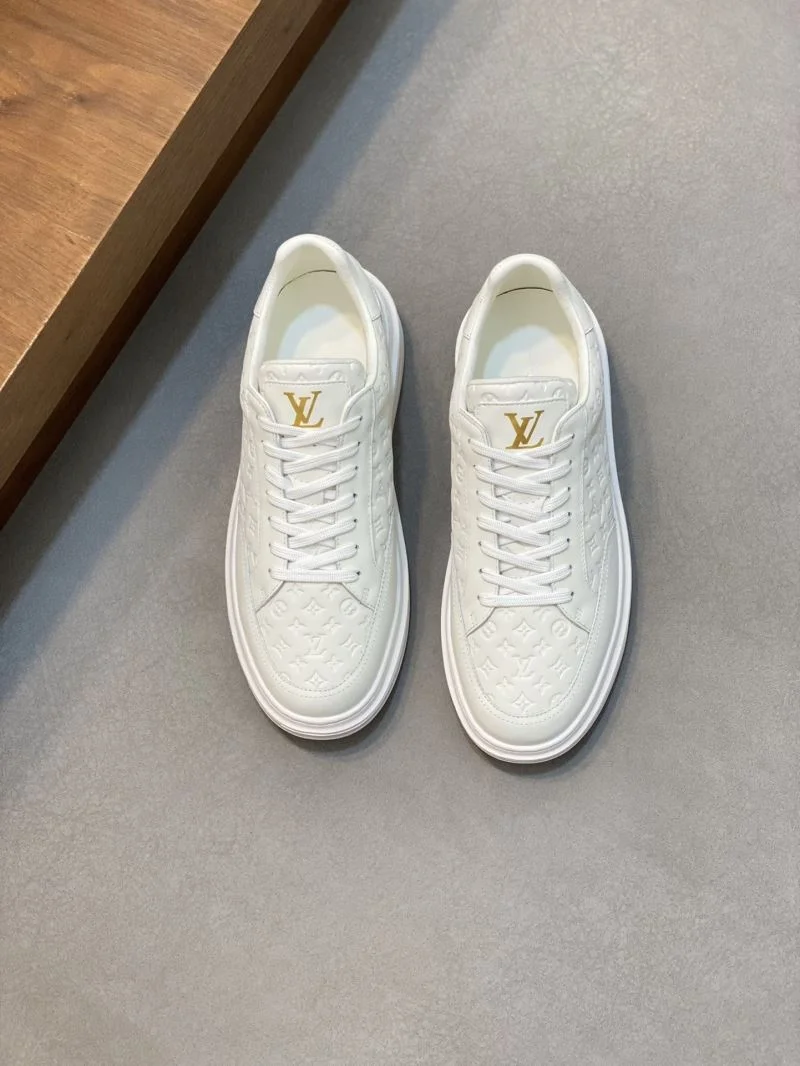 Louis Vuitton Low Shoes Chic 32890