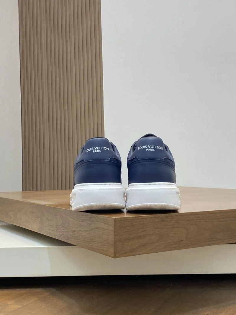 Stretchable Louis Vuitton Low Shoes 32878