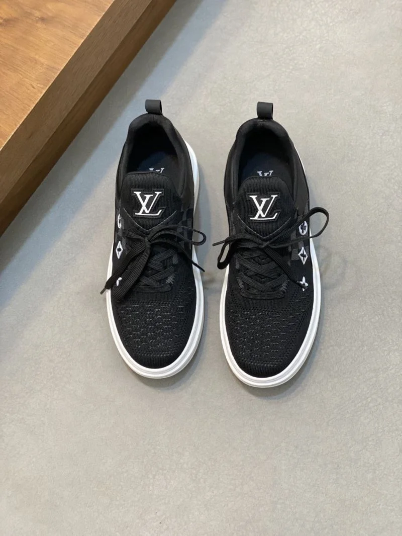 Popular Louis Vuitton Low Shoes 32885