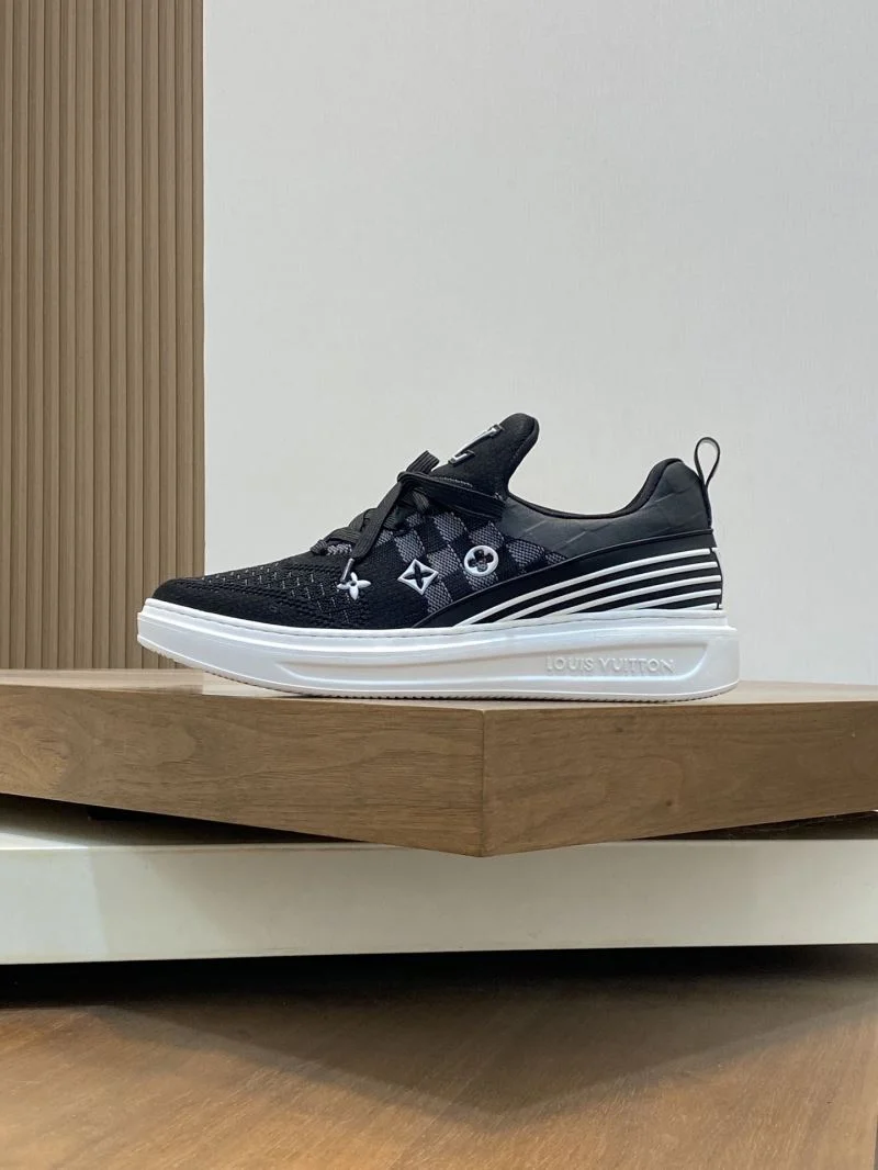 Popular Louis Vuitton Low Shoes 32885