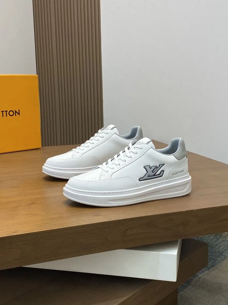 TechFriendly Louis Vuitton Low Shoes 32873